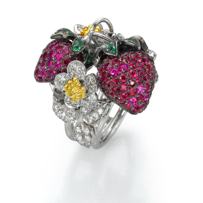 Rubies Ring. Strawberry , Diamonds, Rubies and Tsavorite. LP1529