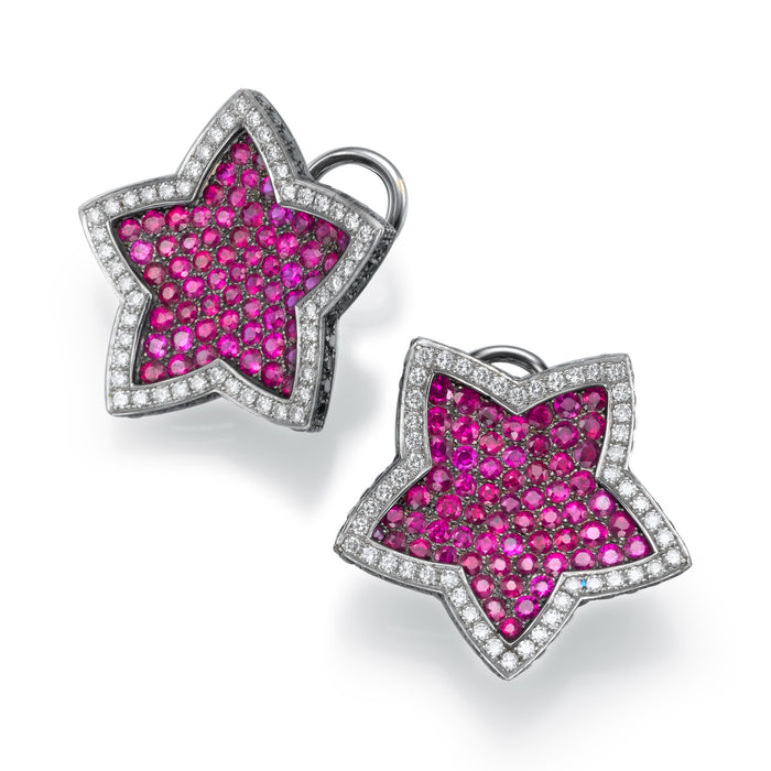 Diamonds and ruby  Earrings . 18k gold. . Masquerade,  LP 2313