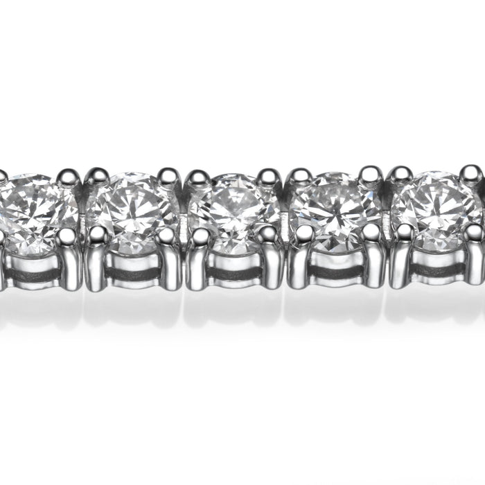 Tennis Bracelet Round Diamonds. 18K gold . 2500