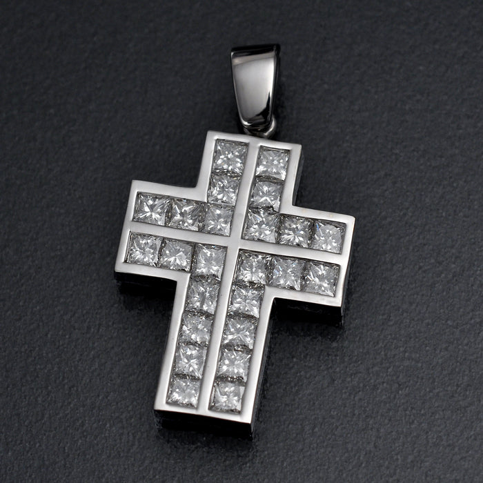Cross Pendant with Nano New Testament chip set with Princess cut Diamonds . 18K gold. 6015