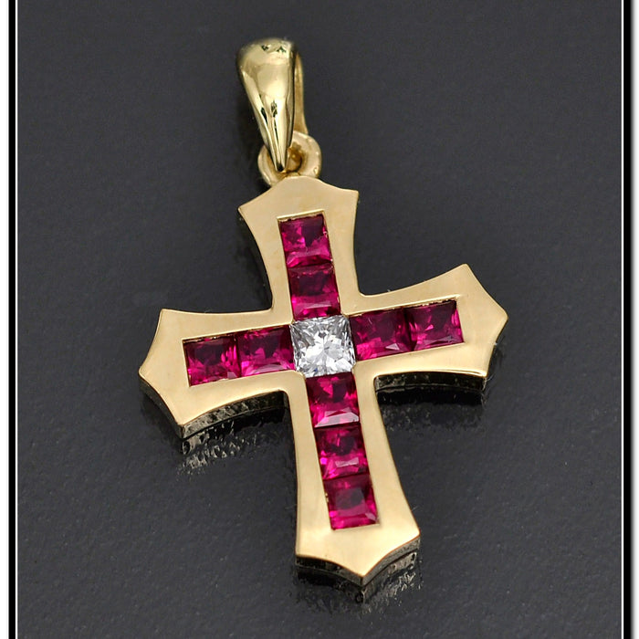Cross Pendant with Nano New Testament chip set with Ruby Cross Pendant. 18K dold. 6012