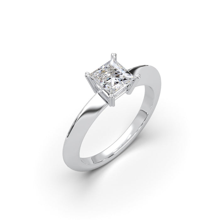 Solitaire Ring  0.50ct Princess cut Diamond.18K gold. 9057
