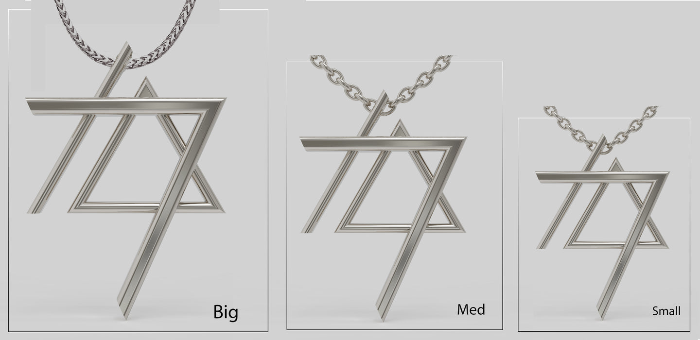 D.7.10 Pendant in Silver or Gold.(Med)