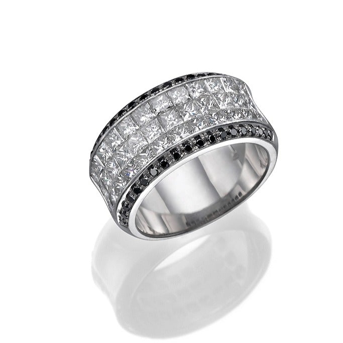 טבעת נישואין של נסיכה חתוכה יהלומים. להקת כלות יהלומים. הגדרה בלתי נראית. 18K זהב .8031W