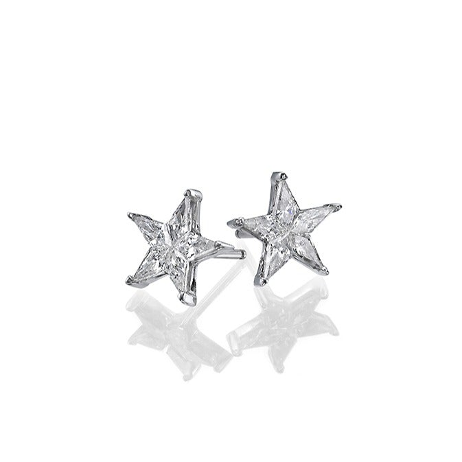 Star shape Diamonds Earrings. Diamonds studs. 18k gold. 102W
