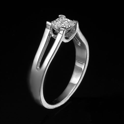 Solitaire Ring 0.50ct Princess cut Diamond, 18K gold, 9028.