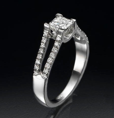 Solitaire Ring 0.50ct Princess cut Diamond, 18K gold, 9029.